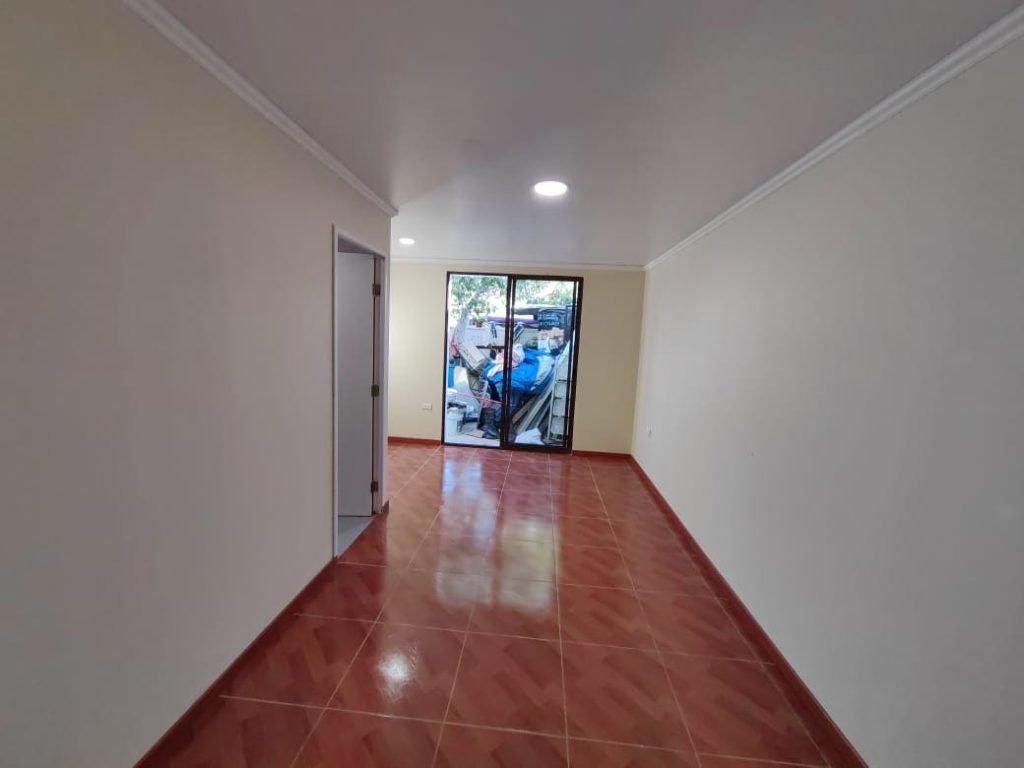 Ampliación de vivienda en Lo Prado Santiago, habitación y baño nuevo