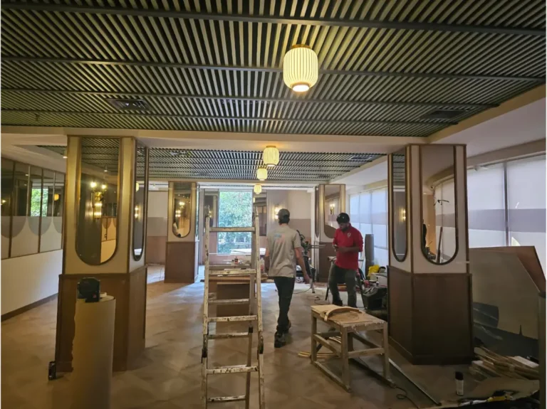 Proceso de remodelación lobby hotel Director Vitacura, etapa de obra gruesa
